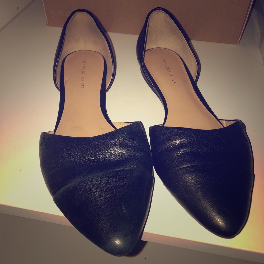 TOMMY HILFIGER Black Leather Ballet Flats, Size 7